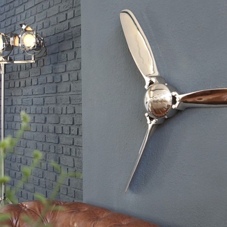 Authentische Wanddekoration SCREW III 90cm silber...